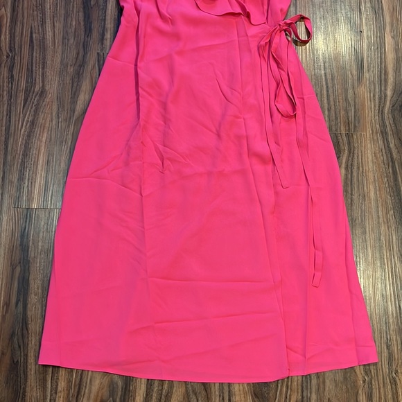 1. State Hyper Tropioc  Wrap Dress - Picture 6 of 9